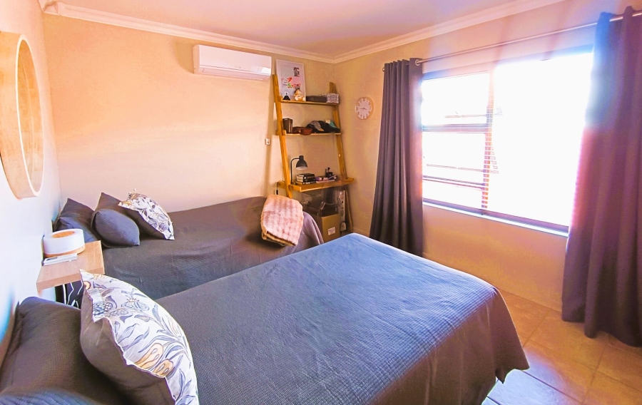 3 Bedroom Property for Sale in Langenhovenpark Free State